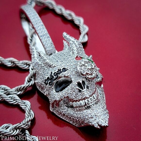 Demon Skull Necklace  - Picture 1 of 4